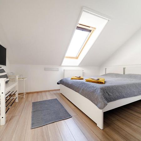 Guba Vendégház Győrújbarát Exterior foto